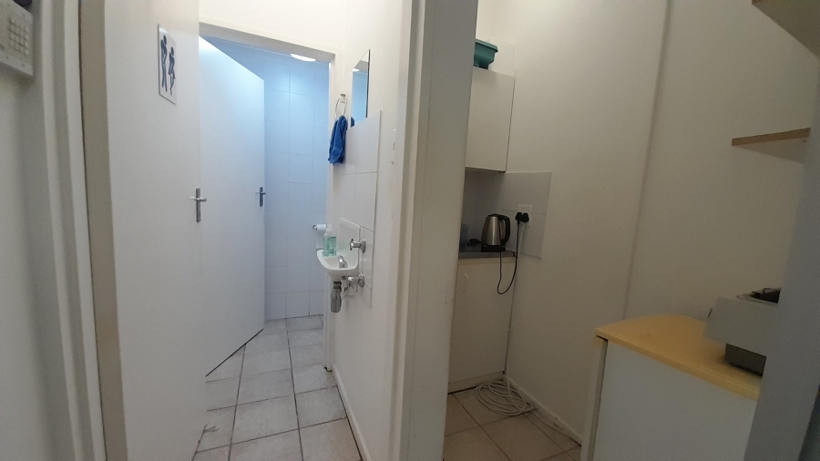 To Let Commercial Property for Rent in Claremont Upper Western Cape